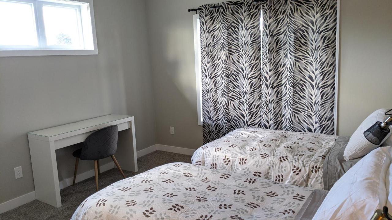 Boardwalk Homes - Executive Townhomes キッチナー エクステリア 写真