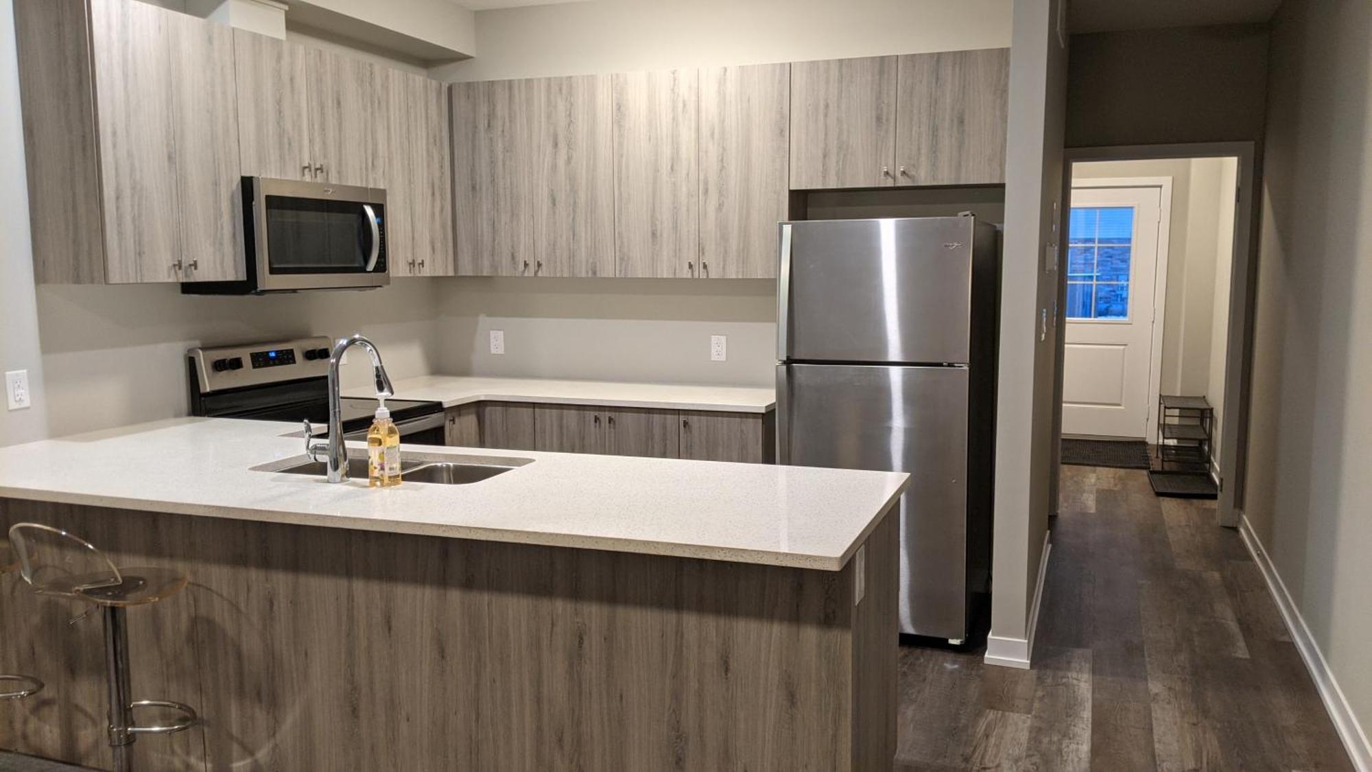 Boardwalk Homes - Executive Townhomes キッチナー エクステリア 写真