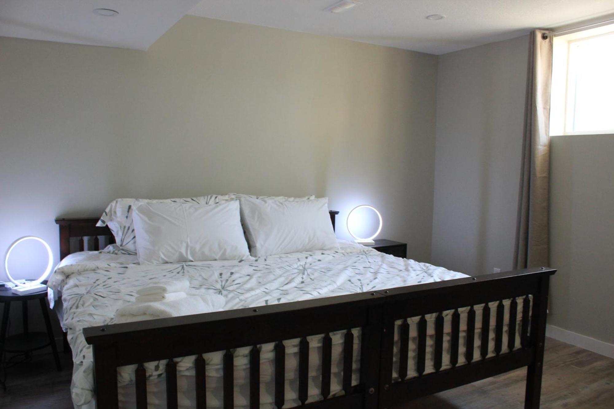 Boardwalk Homes - Executive Townhomes キッチナー エクステリア 写真